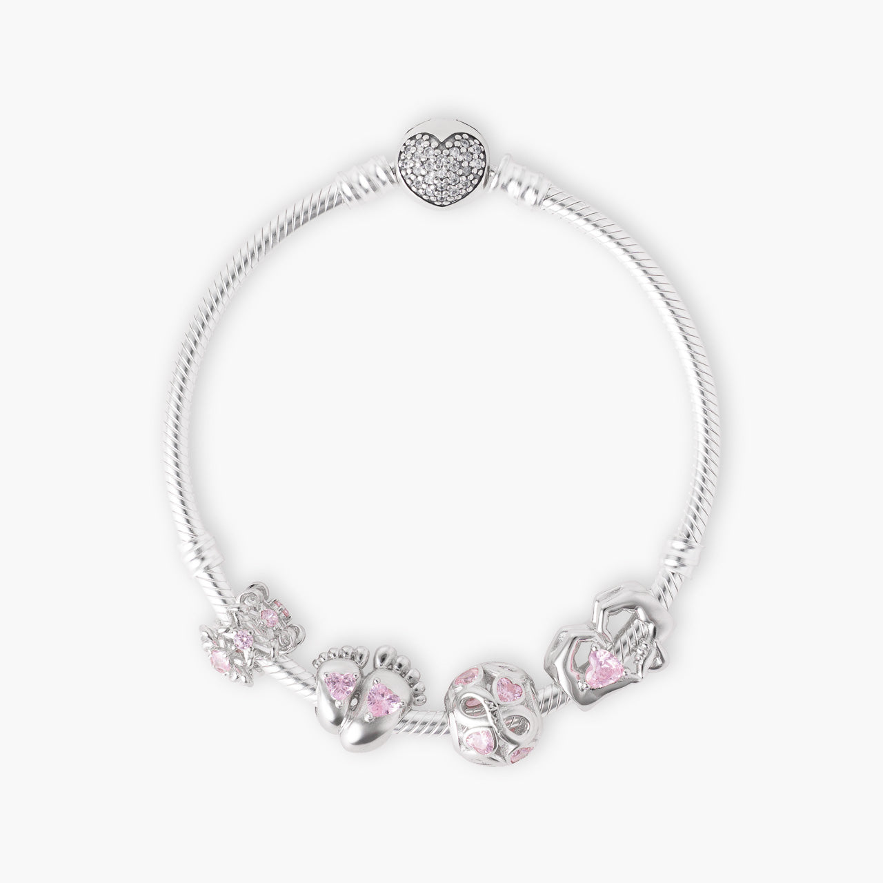 Armband mit Charms Set INFINITY MOM LOVE aus 925 Sterling-Silber, Flatlay – Charmerie