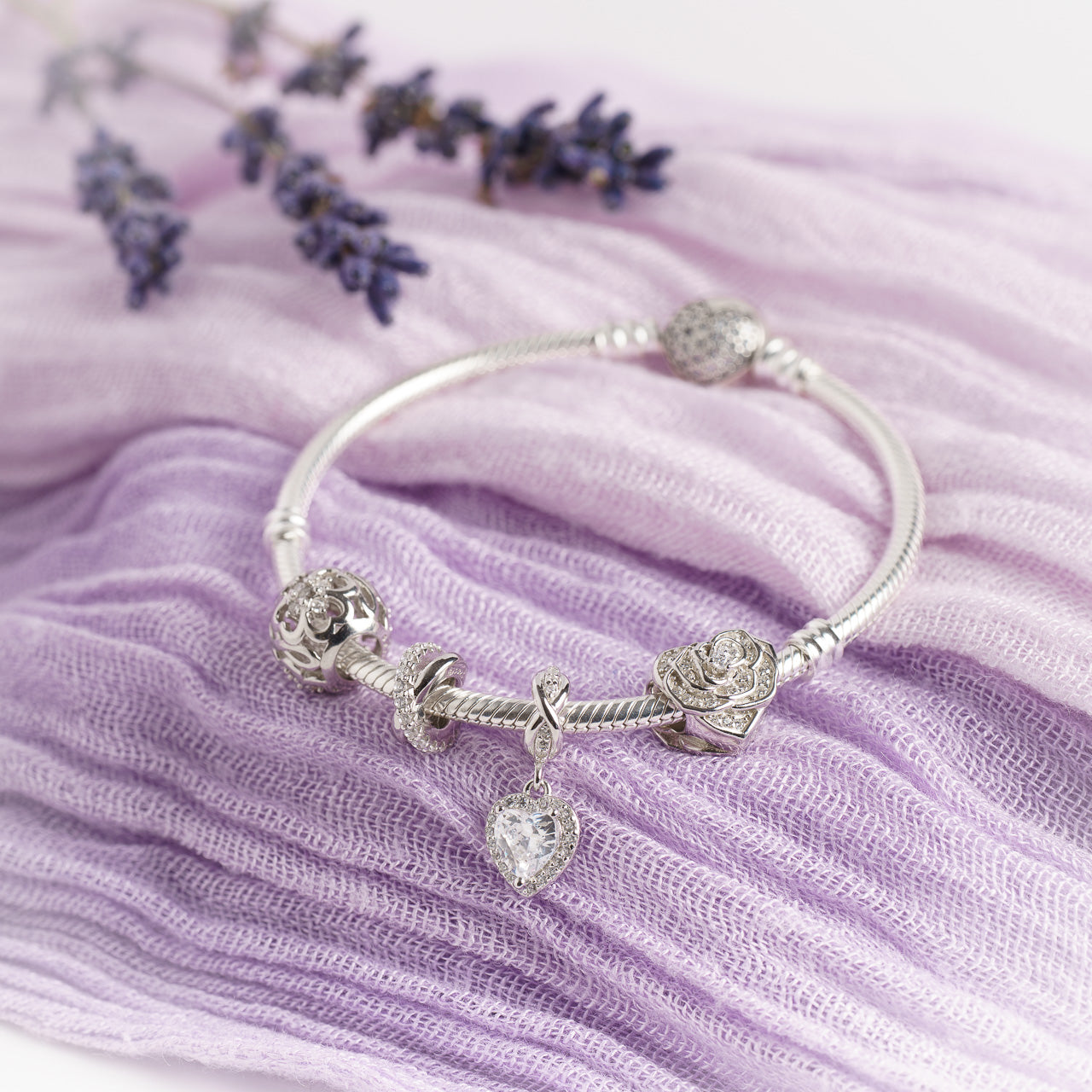 Armband mit Charms Set „SHINE BRIGHT“ aus 925 Sterling-Silber, Symbol für Schmuck mit Bedeutung – Charmerie